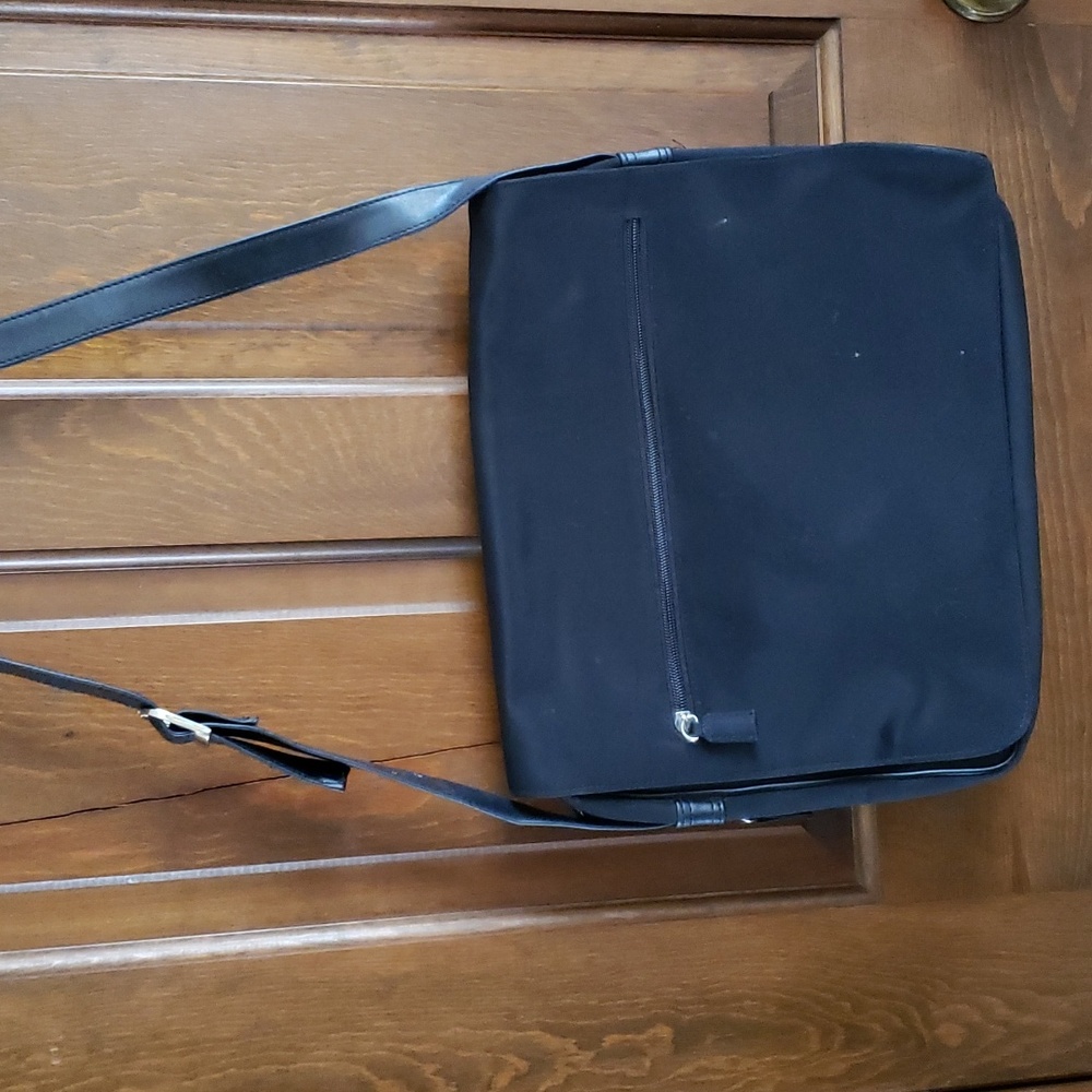 Nylon Messenger Bag